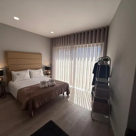 Ml Almada Panoramic Balcony Апартаменты